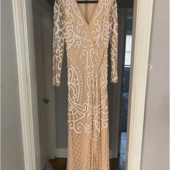 Bohemian wedding dress - Picture 2 of 2